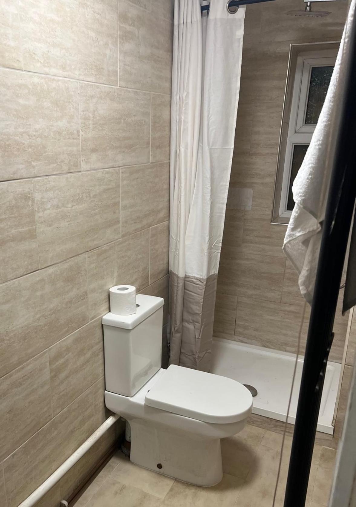 New Flat, Own Bathroom, Sitting Room & Large Bedroom - Walsall Bescot Екстер'єр фото
